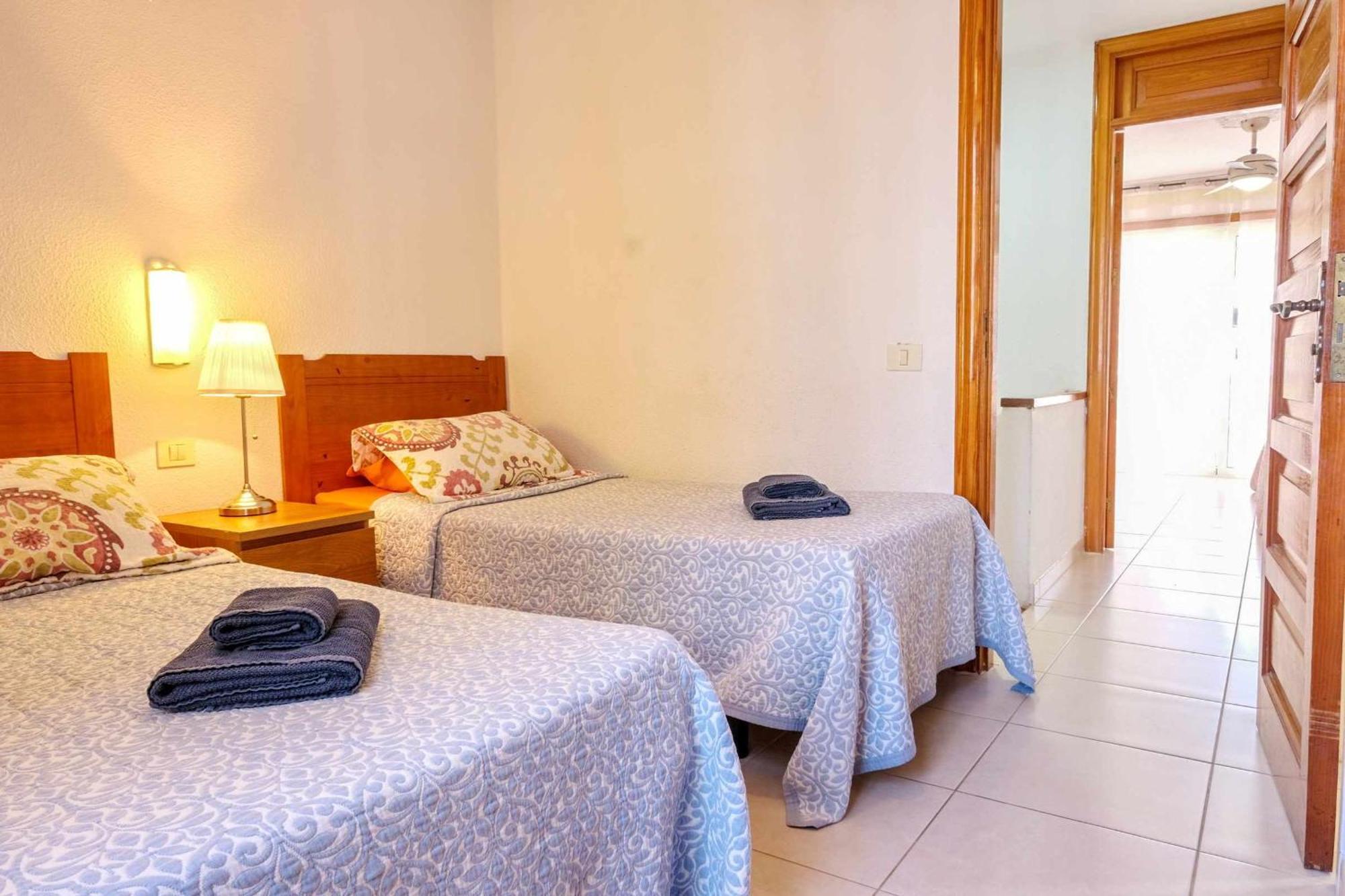 Parque Santiago 2 Villa 2 Tenerife Rental & Sales Playa de las Americas  Exterior photo
